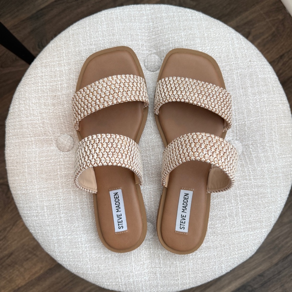 NWOT Steve Madden Tan Woven Sandals